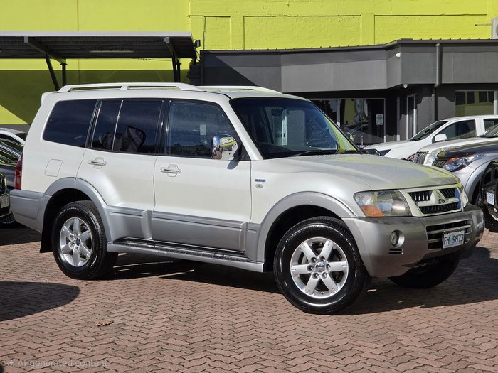 2005 Mitsubishi Pajero