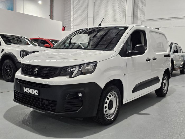 2021 Peugeot Partner Pro