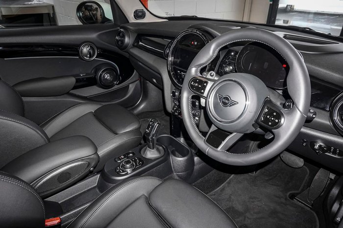 2023 MINI Hatch Cooper S Classic