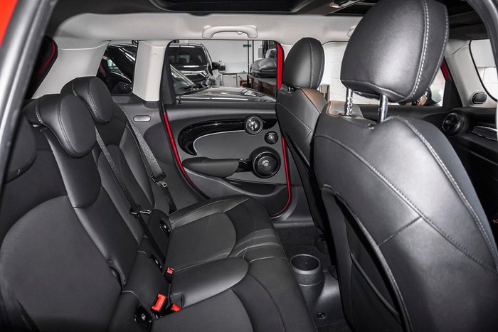 2023 MINI Hatch Cooper S Classic