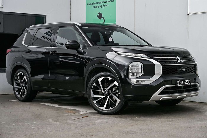 2022 Mitsubishi Outlander Exceed