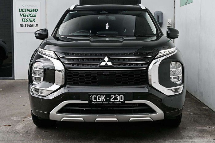 2022 Mitsubishi Outlander Exceed