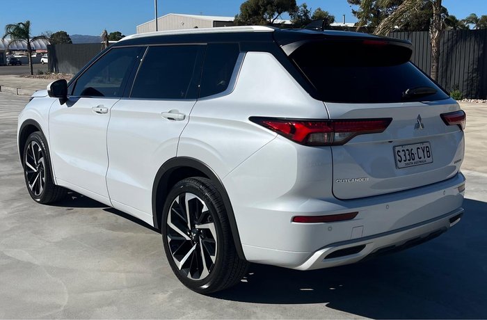 2023 Mitsubishi Outlander Exceed Tourer