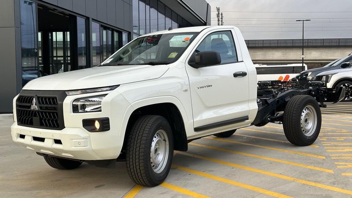 2026 Mitsubishi Triton GLX MV MY25 4x2 White