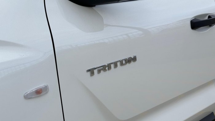 2026 Mitsubishi Triton GLX