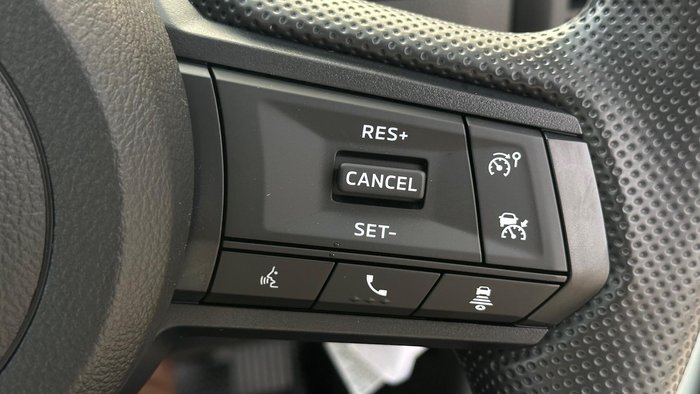 2026 Mitsubishi Triton GLX MV MY25 4x2 White
