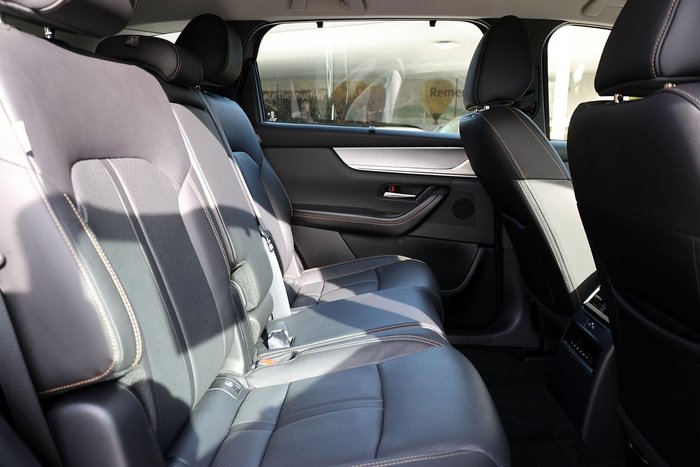 2025 Mazda CX-80 G40e Touring