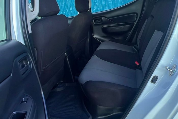 2021 Mitsubishi Triton GLX