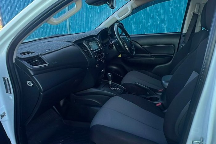 2021 Mitsubishi Triton GLX