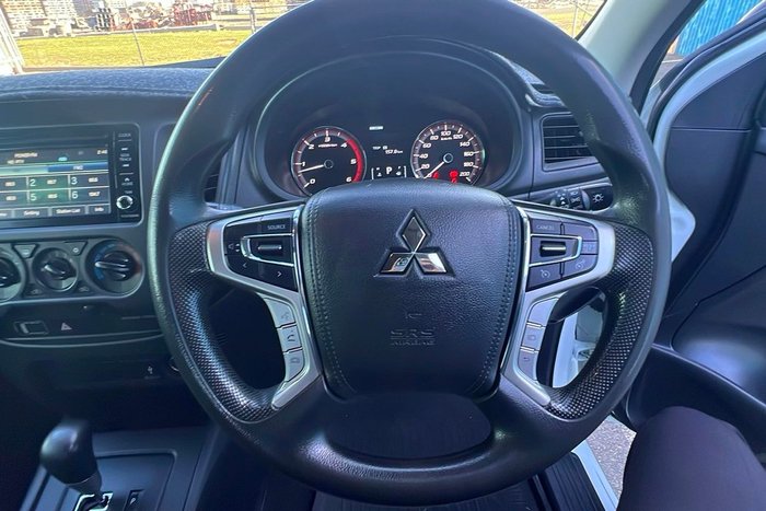 2021 Mitsubishi Triton GLX