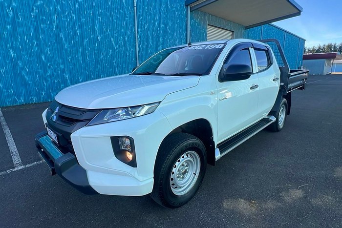 2021 Mitsubishi Triton GLX