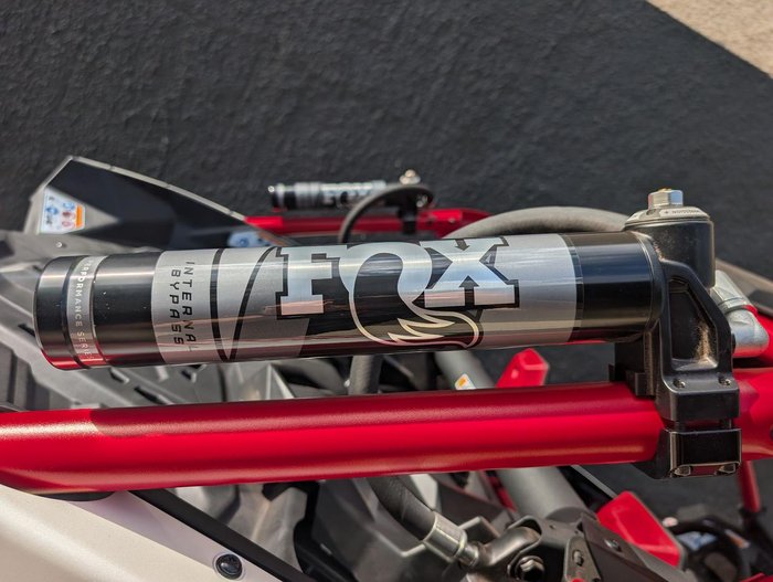 2025 Can-Am Maverick X3 X RC Turbo RR Maverick Red