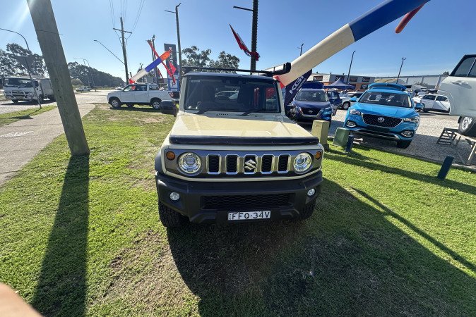 2023 SUZUKI JIMNY