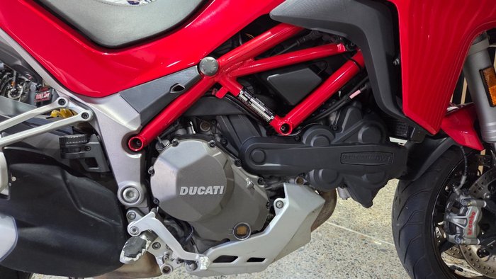 2015 Ducati MULTISTRADA S RED