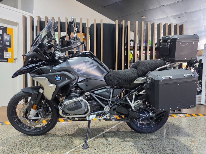 2023 BMW Motorrad R 1250 GS TRIPLE BLACK TRIPLE BLACK BLK STORM METAL