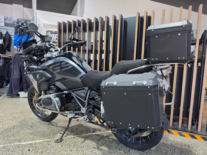 2023 BMW Motorrad R 1250 GS TRIPLE BLACK TRIPLE BLACK BLK STORM METAL
