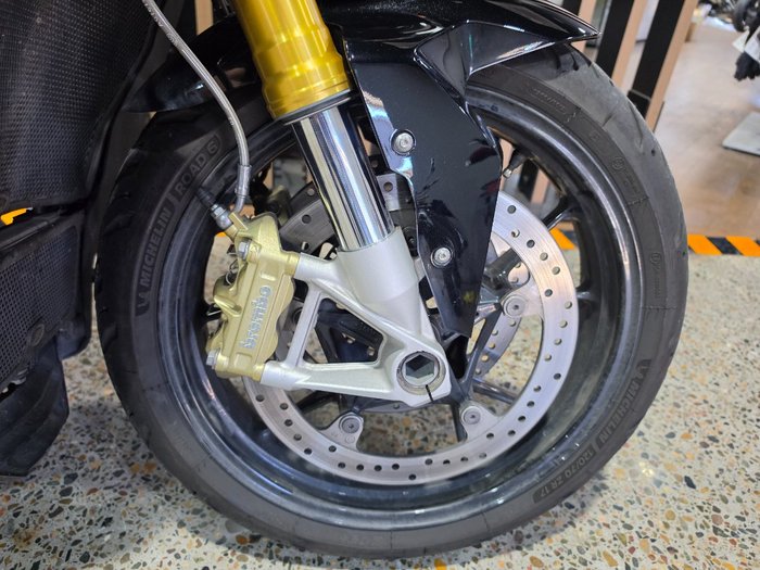 2019 BMW Motorrad S 1000 R Black
