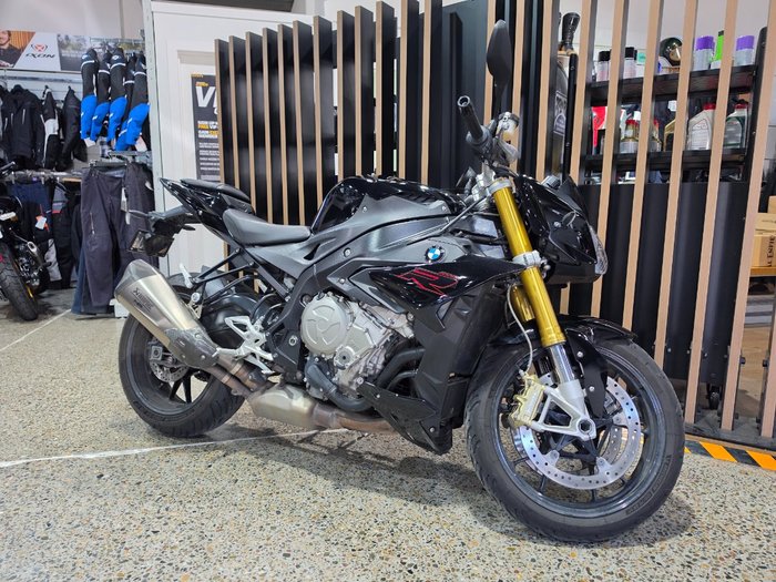 2019 BMW Motorrad S 1000 R Black