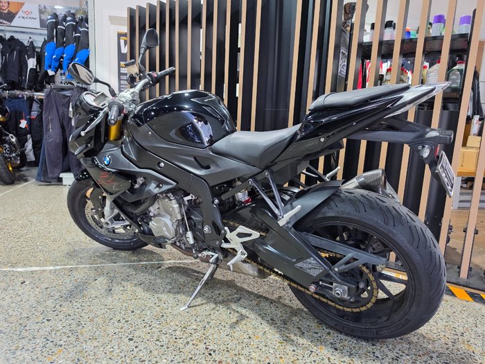 2019 BMW Motorrad S 1000 R Black