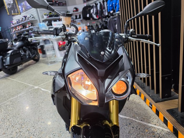 2019 BMW Motorrad S 1000 R Black