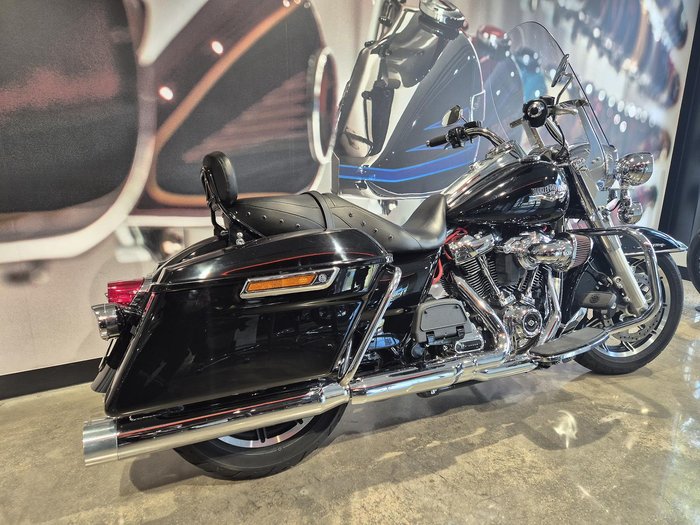 2018 Harley-Davidson Road King 107 (FLHR)