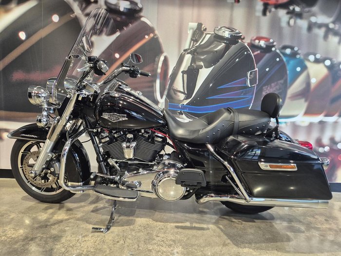 2018 Harley-Davidson Road King 107 (FLHR)