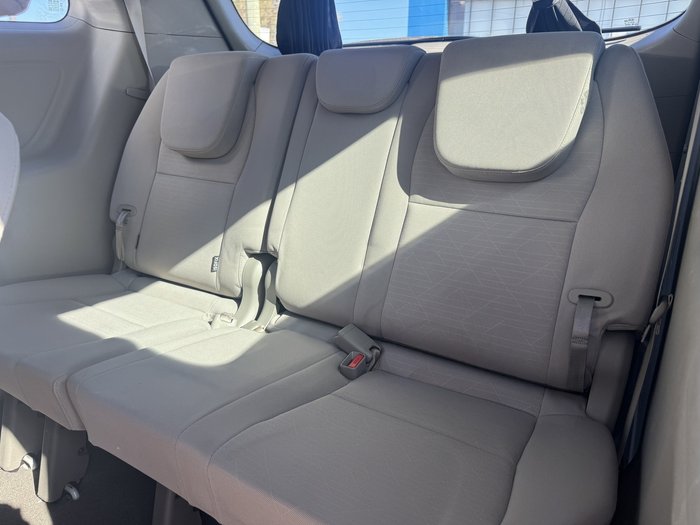 2018 Kia Carnival S