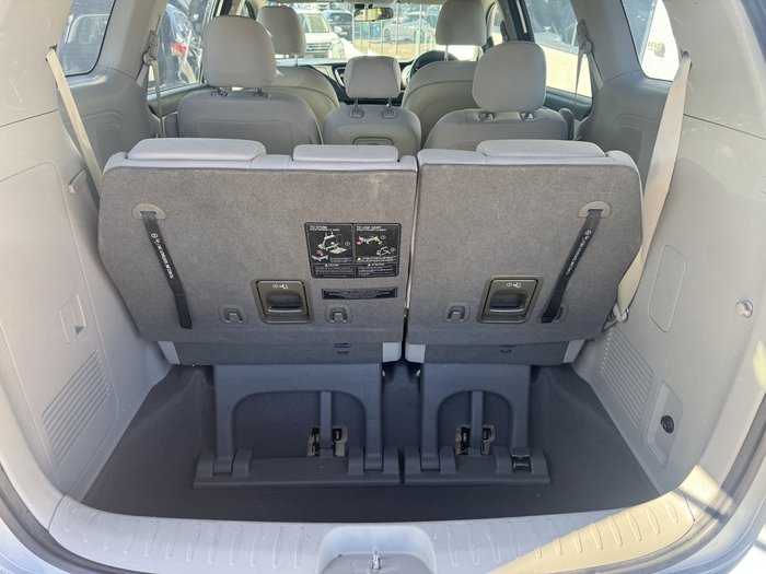 2018 Kia Carnival S