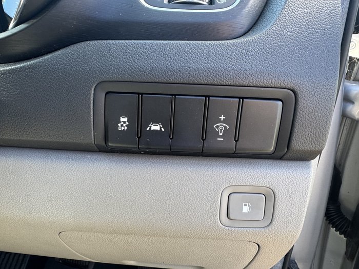 2018 Kia Carnival S