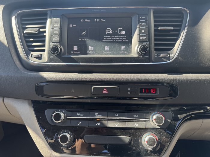 2018 Kia Carnival S