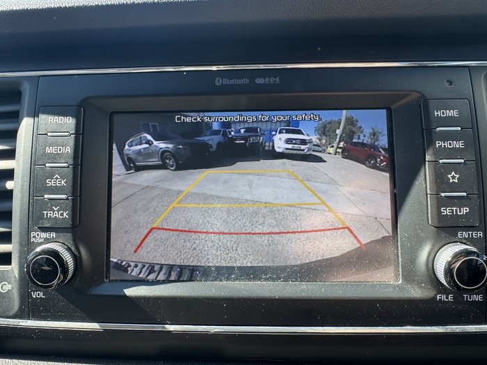 2018 Kia Carnival S