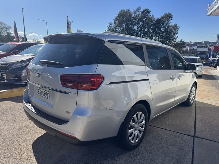 2018 Kia Carnival S