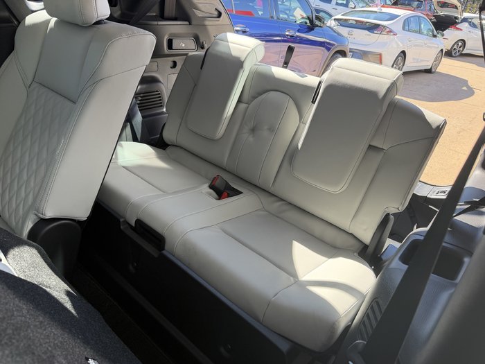 2023 Mitsubishi Outlander PHEV Exceed