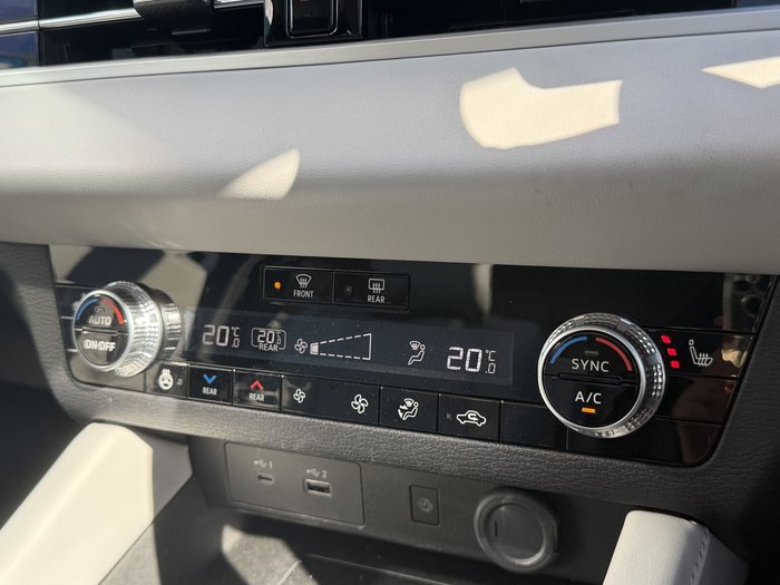 2023 Mitsubishi Outlander PHEV Exceed