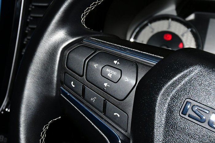 2024 Isuzu MU-X LS-T