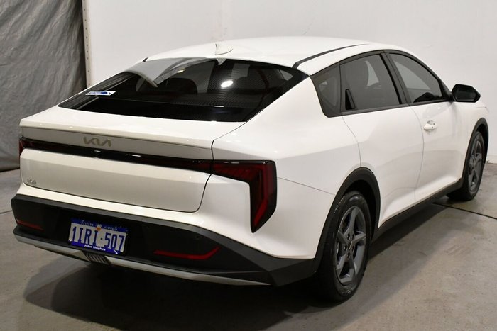 2025 Kia K4 S