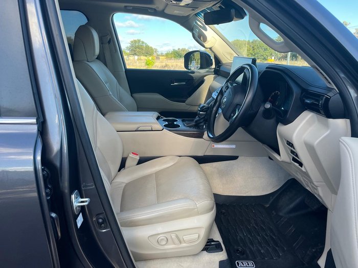 2023 Toyota Landcruiser Sahara