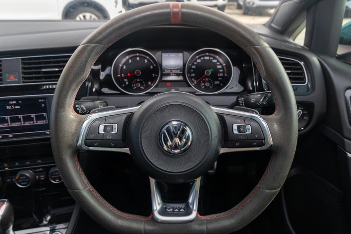 2016 Volkswagen Golf GTI 40 Years