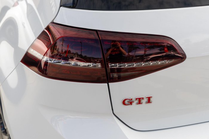 2016 Volkswagen Golf GTI 40 Years