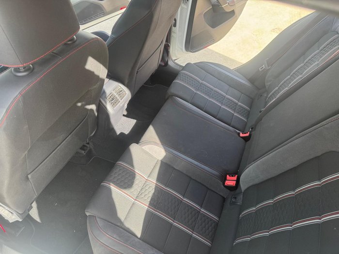 2016 Volkswagen Golf GTI 40 Years