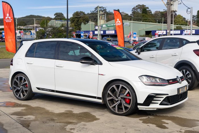 2016 Volkswagen Golf GTI 40 Years