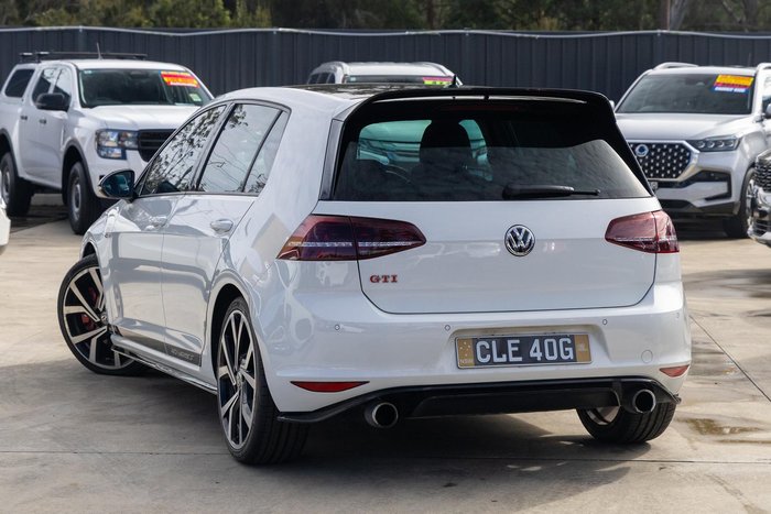 2016 Volkswagen Golf GTI 40 Years