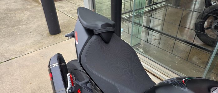 2024 APRILIA RSV4 BLACK