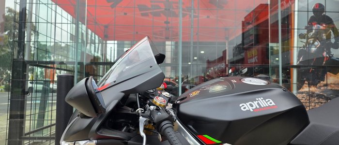 2024 APRILIA RSV4 BLACK