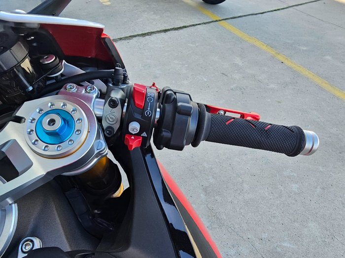 2023 DUCATI PANIGALE V2 BAYLISS 20TH ANNIV Red