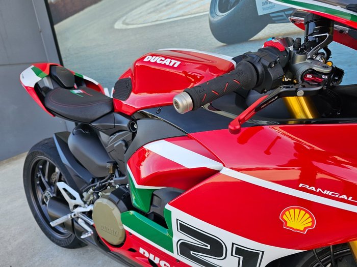 2023 DUCATI PANIGALE V2 BAYLISS 20TH ANNIV Red