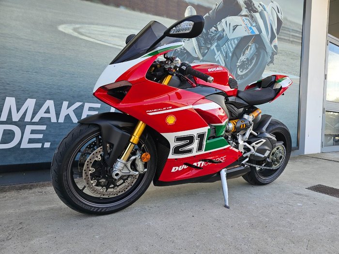 2023 DUCATI PANIGALE V2 BAYLISS 20TH ANNIV Red