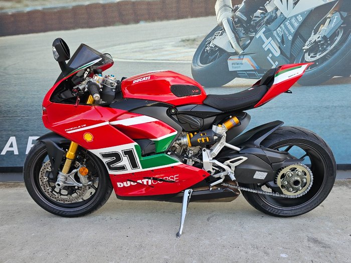 2023 DUCATI PANIGALE V2 BAYLISS 20TH ANNIV Red