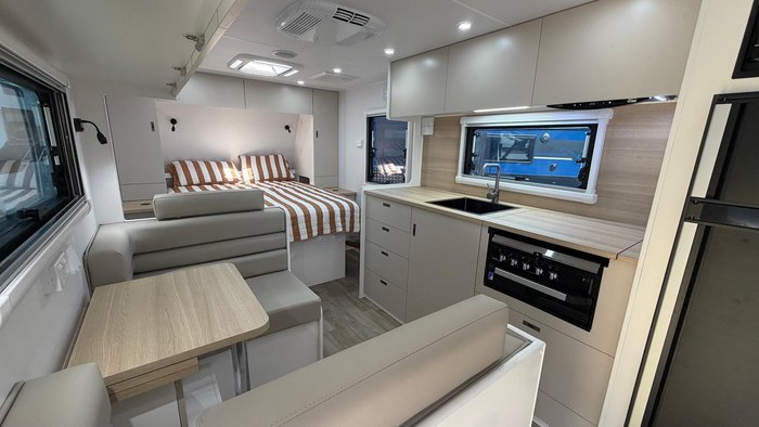 2026 ROADHOUSE CARAVANS 18.6ft Semi Off Road Tourer