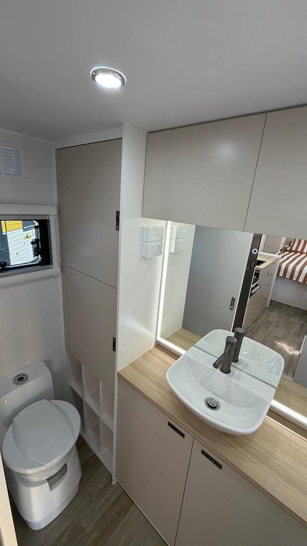 2026 ROADHOUSE CARAVANS Frontier 18.6ft Semi Off Road